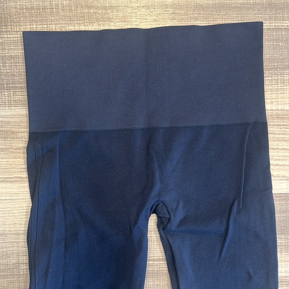 Spanx High Waisted Seamless Leggings‎ Size Large - Picture 5 of 8